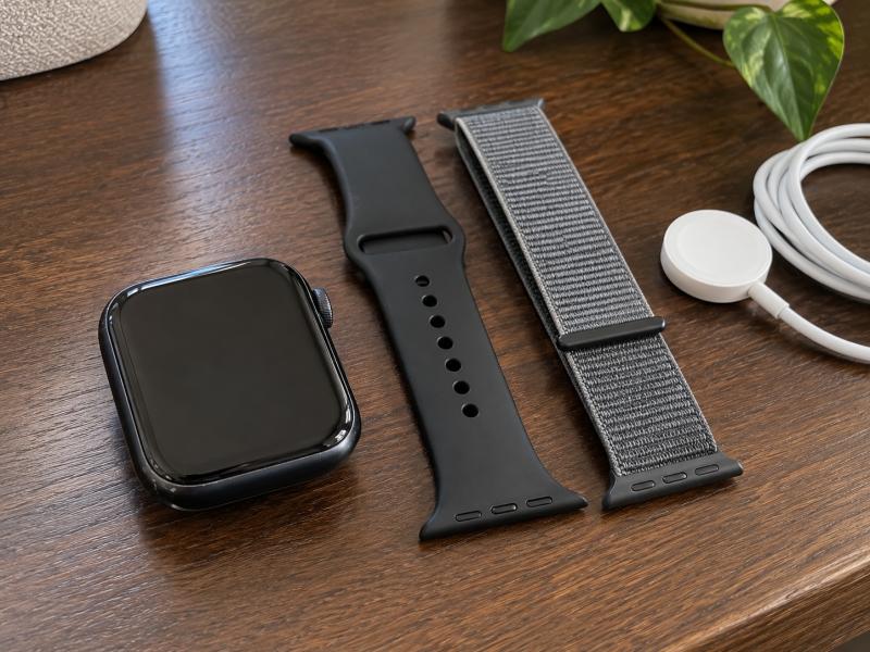 Apple Watch Series 8 45mm, GPS
