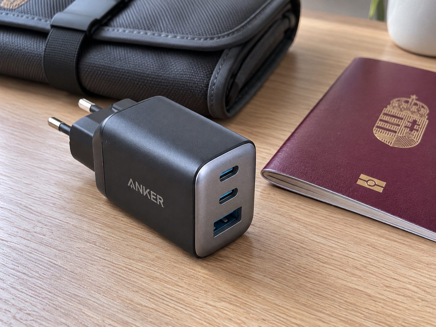 Anker 65W GaN gyorstöltő, 3 portos