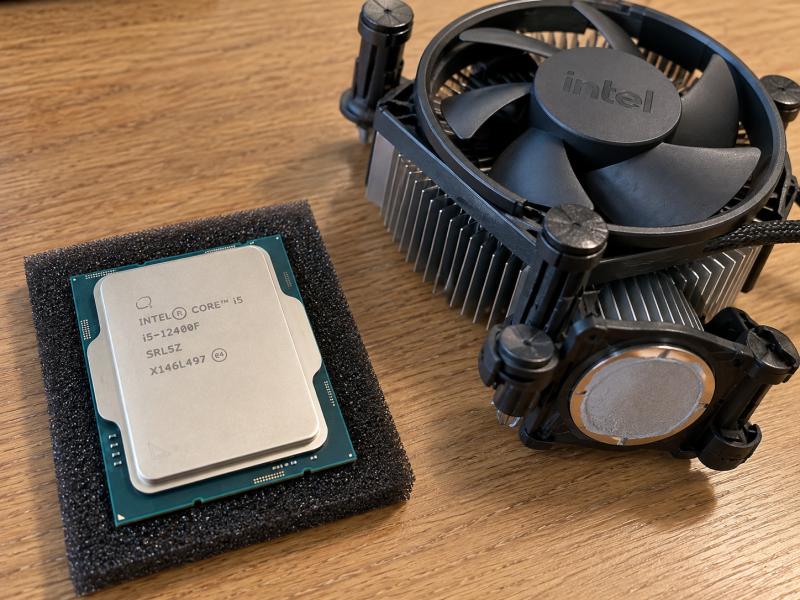 Intel Core i5-12400F processzor