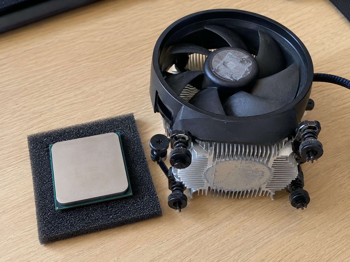 AMD Ryzen 5 5600X